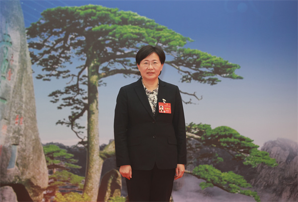 全国人大代表秦凤玉谈优化民营经济发展环境：做到“四解” 让政策落地更有感